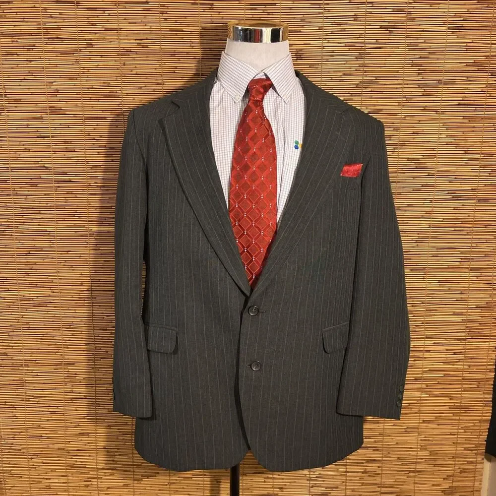 Luxury Wool Blend 2PC Suit Men’s Size 44 Gray Strip Business Wedding Formal